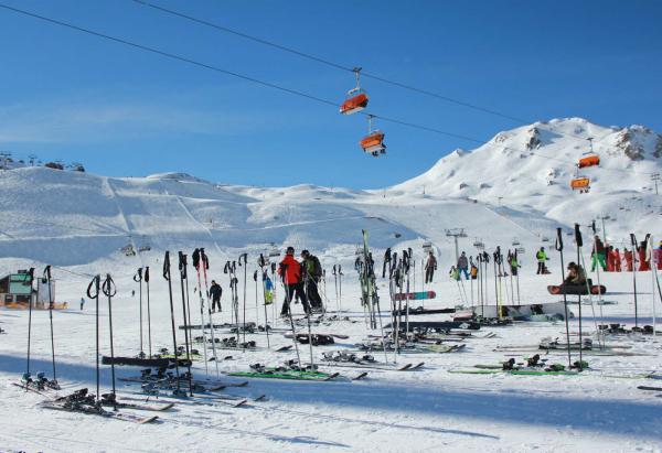 Samnaun says YES to the ski resort extension!