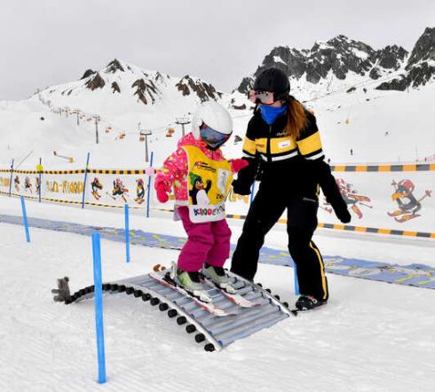 Kids Club Zegg Skischule Alp Trida