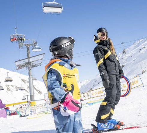 Private course with kids swiss snowsportsschool