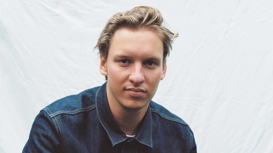 Top of the Mountain Spring Concert mit GEORGE EZRA